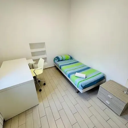 Casa Singola Centro Storico * ヌーオロ